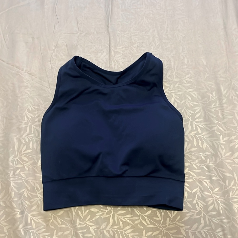 NVGTN sports bra